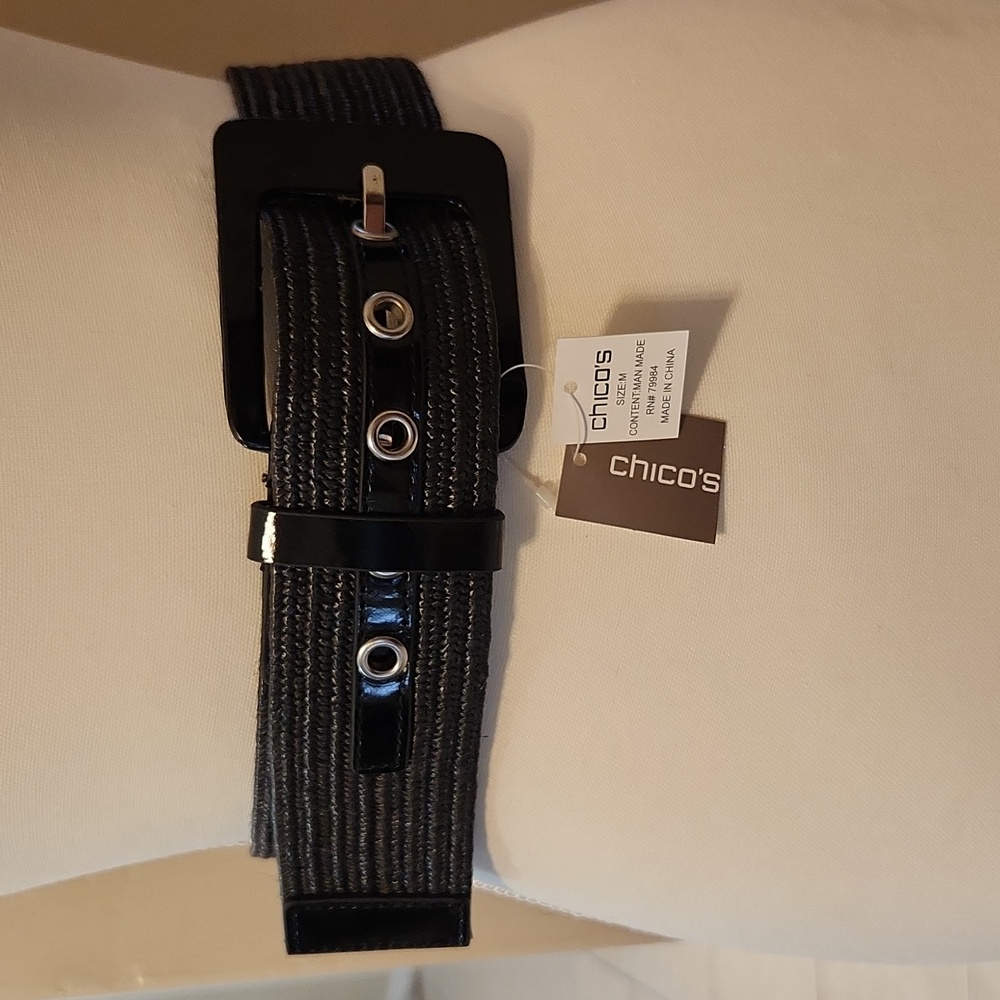 Chico's NWT Belt Women's Black Size M   Patten Leather & Woven Fabric